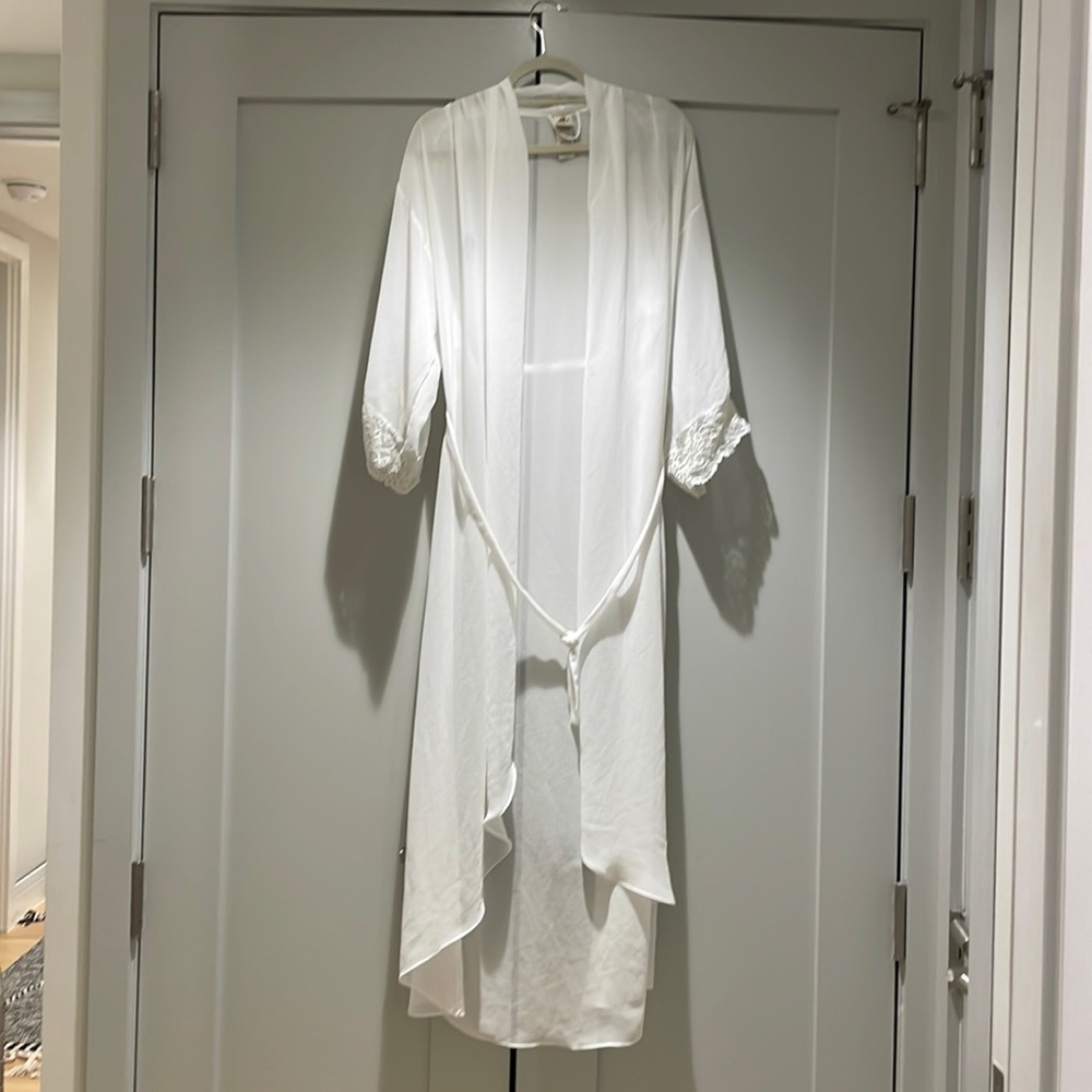 Jonquil sheer bridal robe